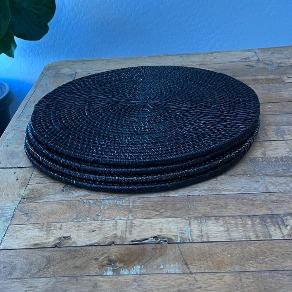Set of 4 Round Placemats 15.5" Black Woven Rattan
